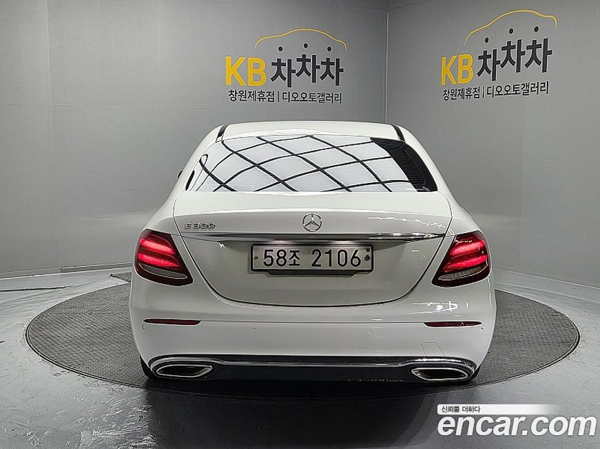 Mercedes-Benz E-Class 2018