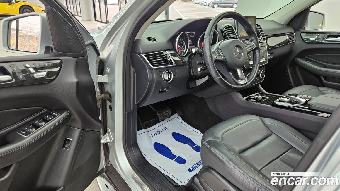 Mercedes-Benz GLE-Class 2016