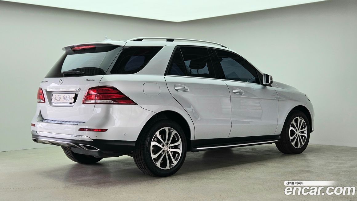 Mercedes-Benz GLE-Class 2016