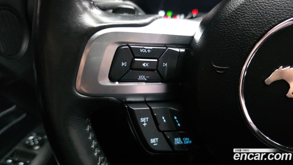 Ford Mustang 2021