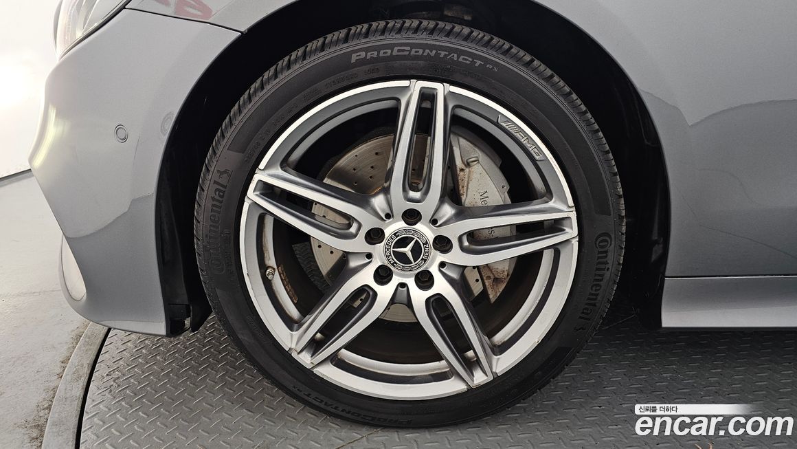 Mercedes-Benz E-Class 2019