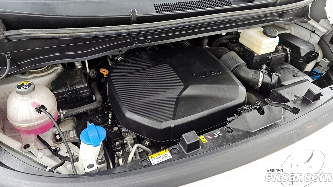Hyundai Staria 2022