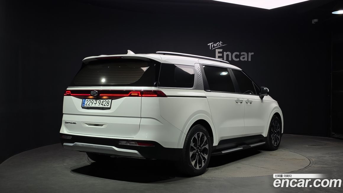 Kia Canival 2021