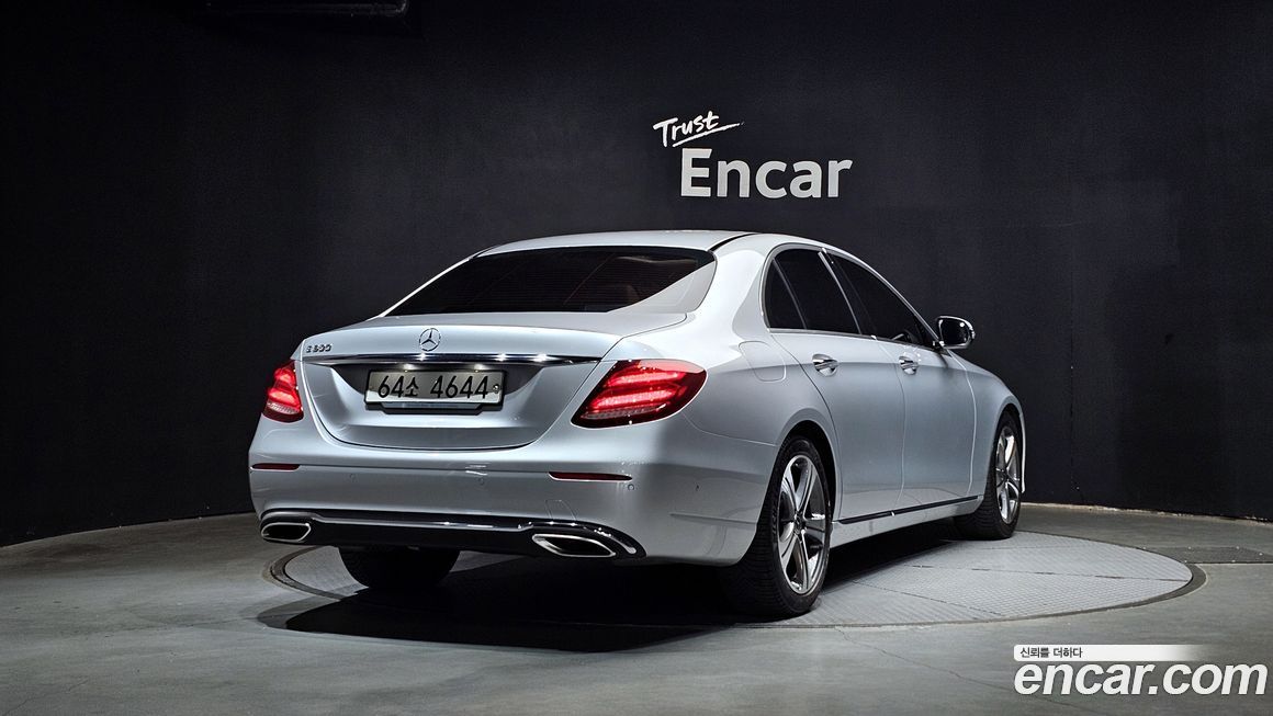 Mercedes-Benz E-Class 2018