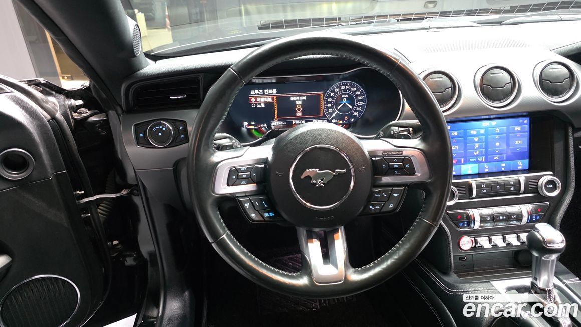Ford Mustang 2021