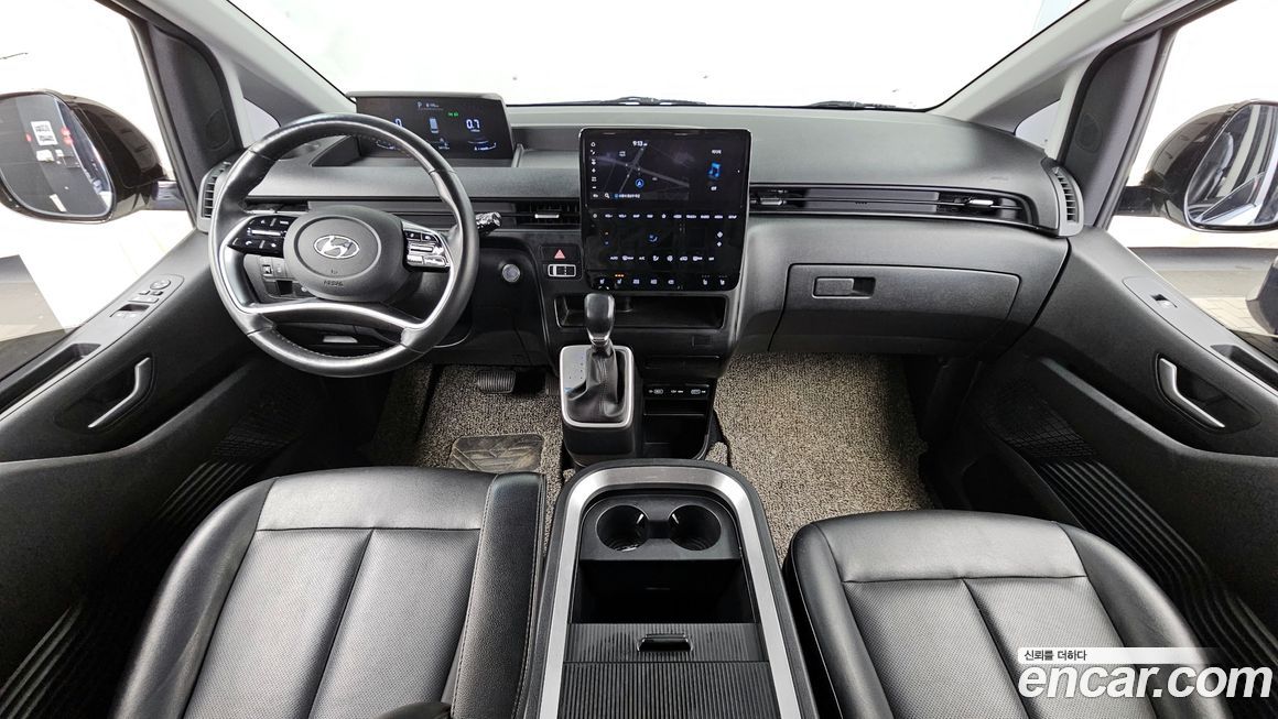 Hyundai Staria 2022
