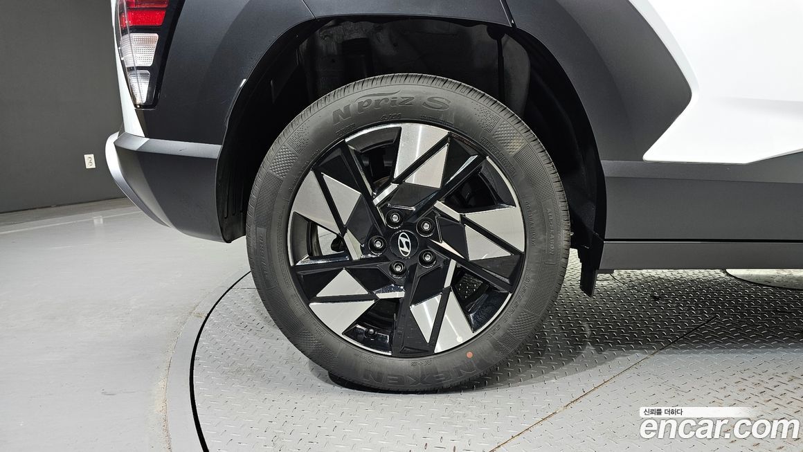 Hyundai Kona 2025