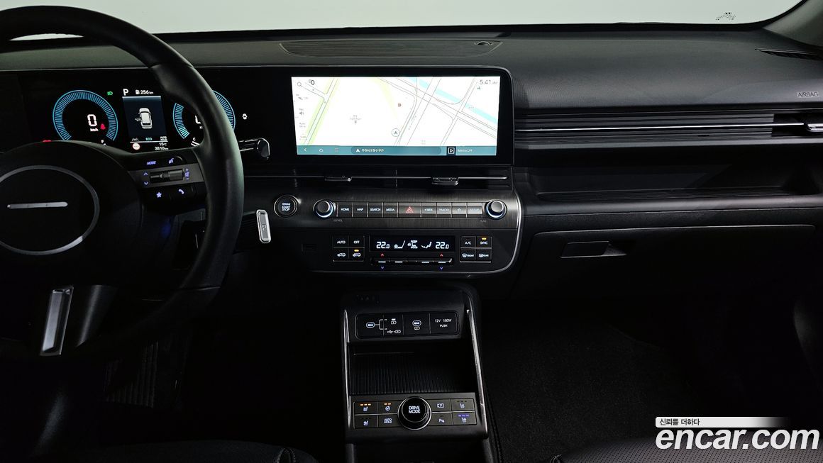 Hyundai Kona 2025
