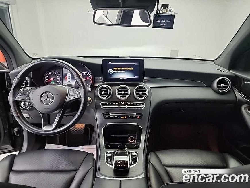 Mercedes-Benz GLC-Class 2019