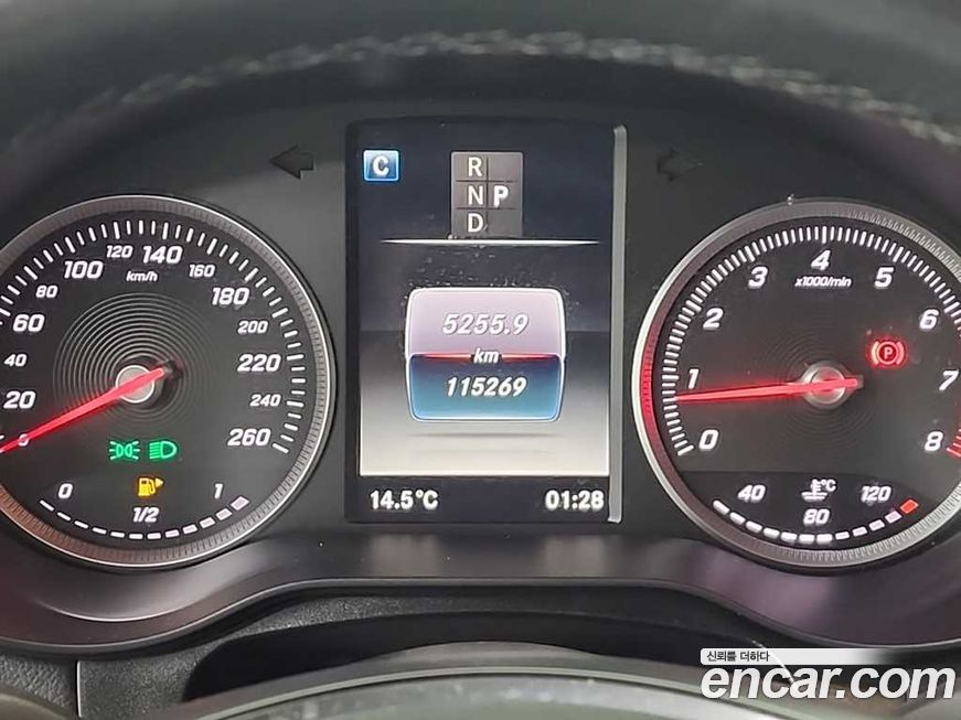 Mercedes-Benz GLC-Class 2019