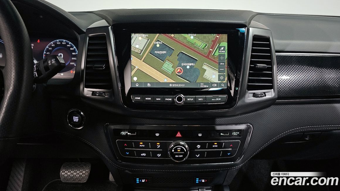 KG_Mobility_Ssangyong Rexton 2022