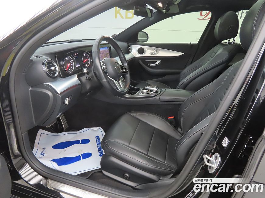 Mercedes-Benz E-Class 2020