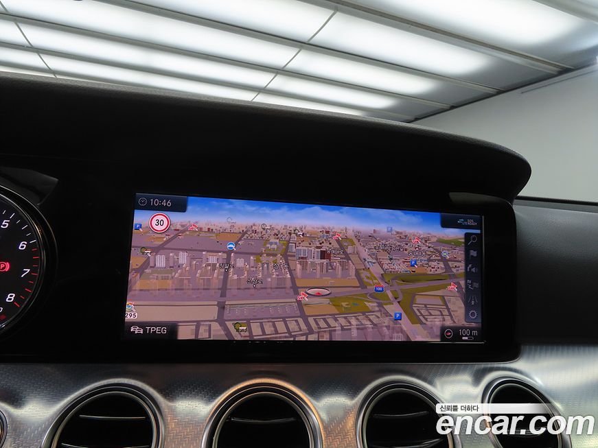 Mercedes-Benz E-Class 2020