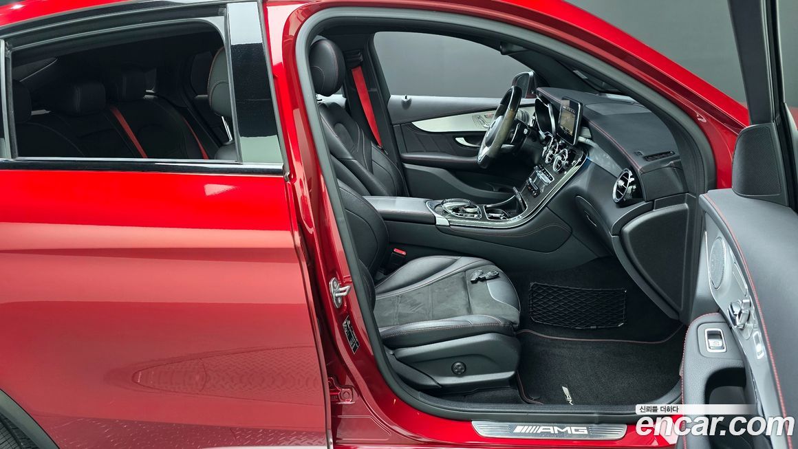 Mercedes-Benz GLC-Class 2019