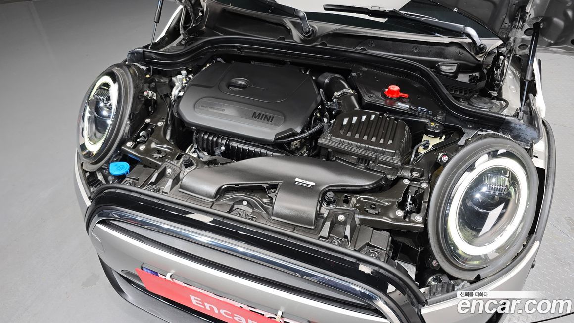 Mini Cooper Convertible 2024