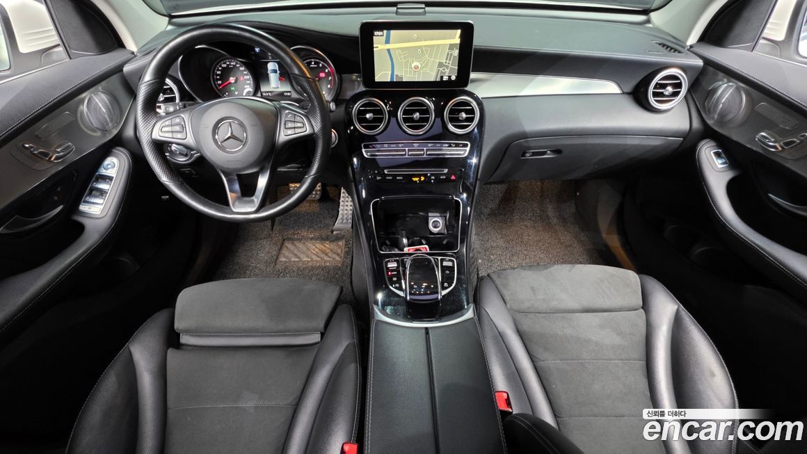 Mercedes-Benz GLC-Class 2019