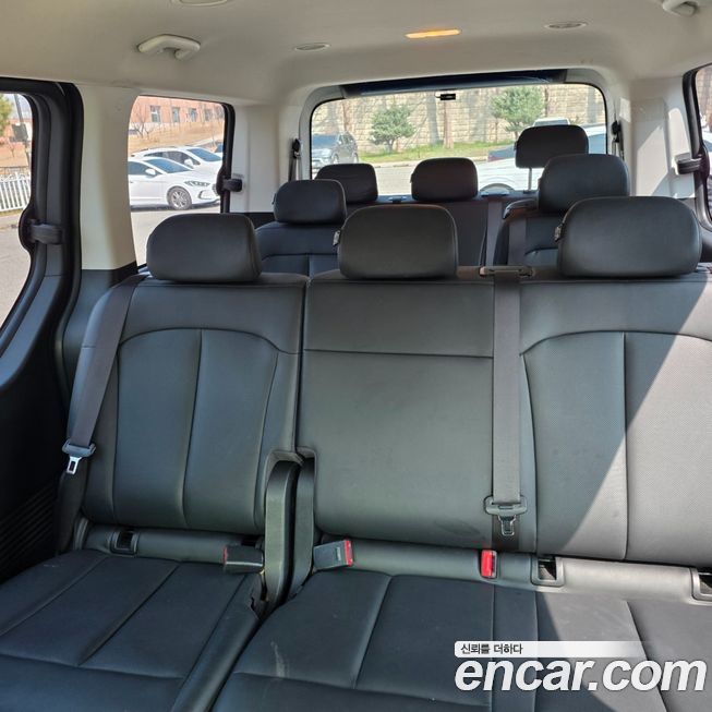 Hyundai Staria 2025