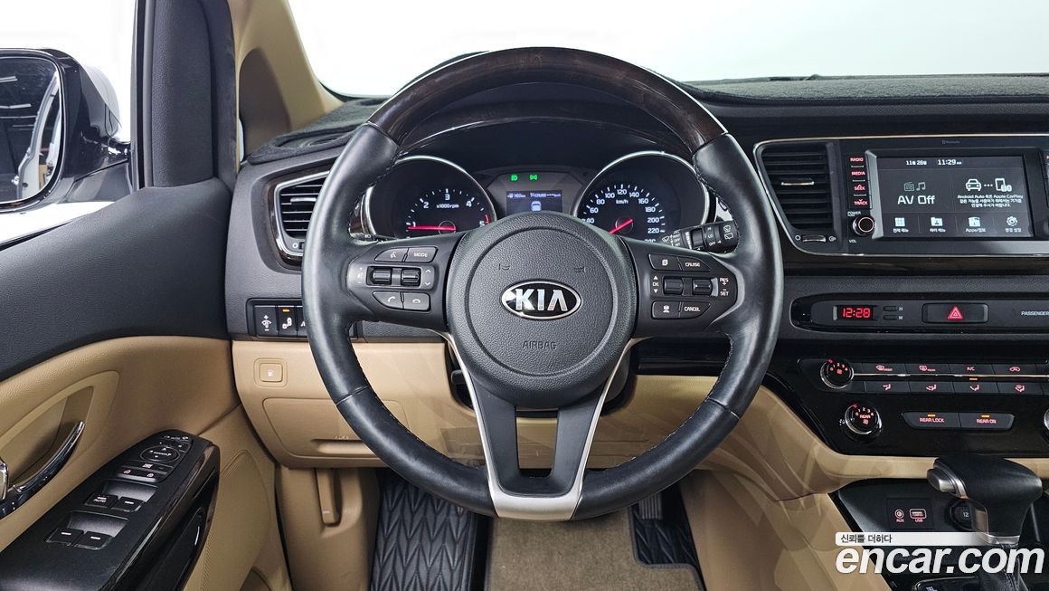 Kia Canival 2019