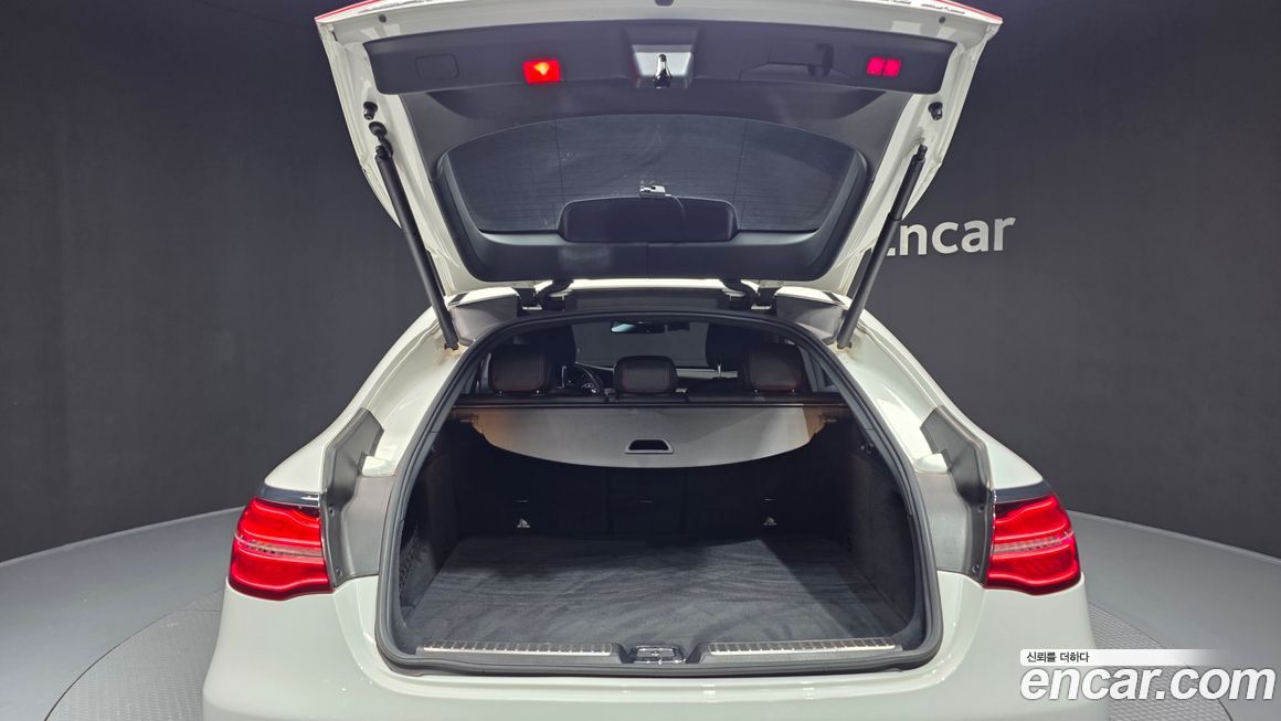 Mercedes-Benz GLC-Class 2018