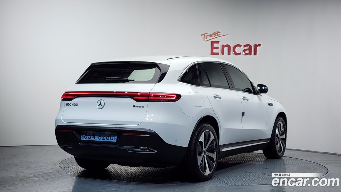 Mercedes-Benz EQC 2020