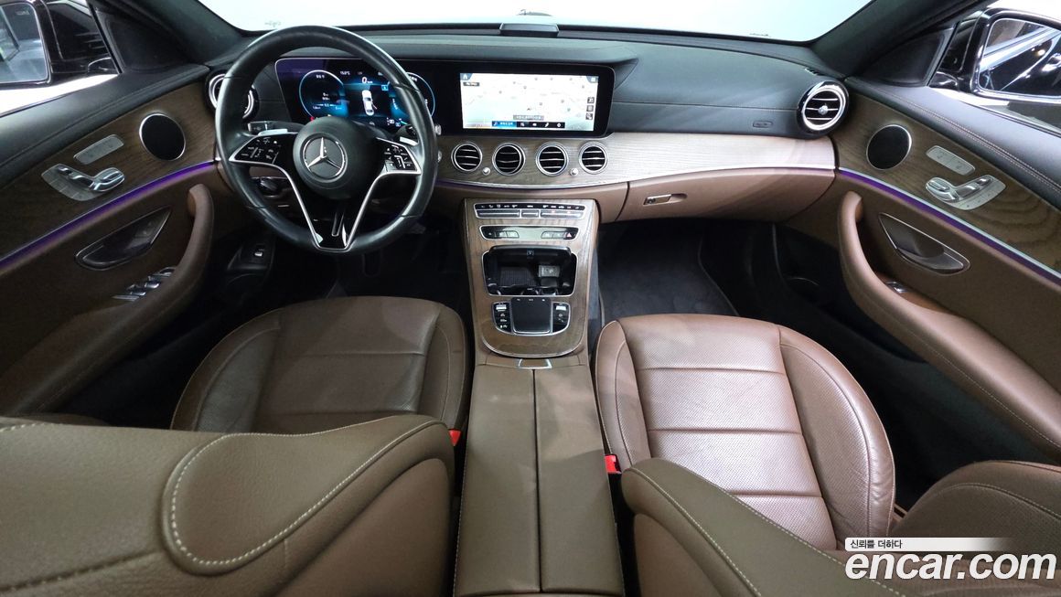 Mercedes-Benz E-Class 2021