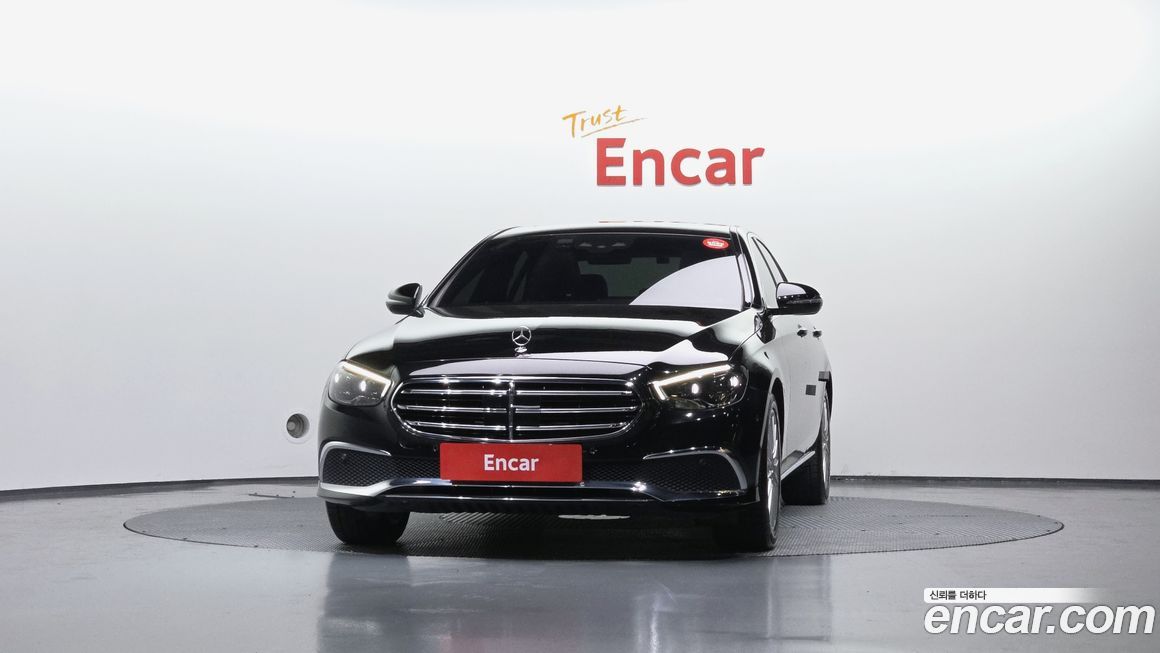Mercedes-Benz E-Class 2021