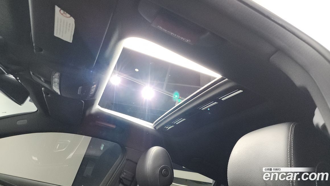 Mercedes-Benz EQC 2020