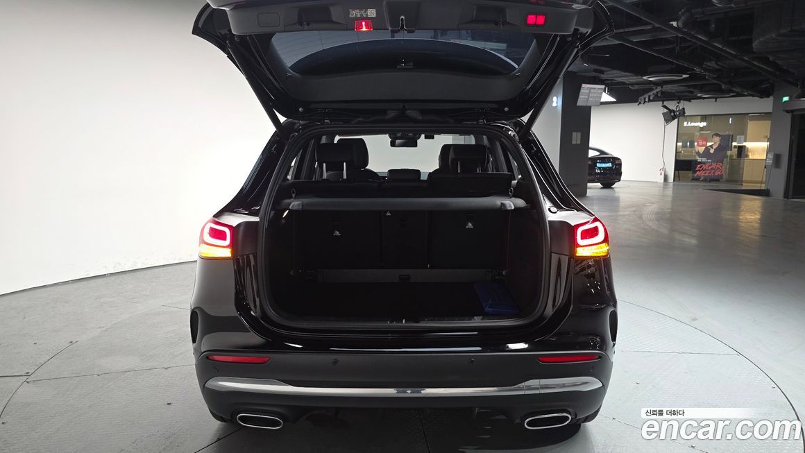 Mercedes-Benz GLA-Class 2023