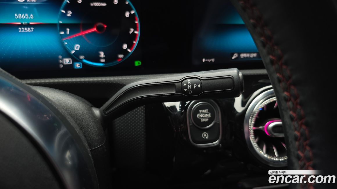Mercedes-Benz CLA-Class 2021
