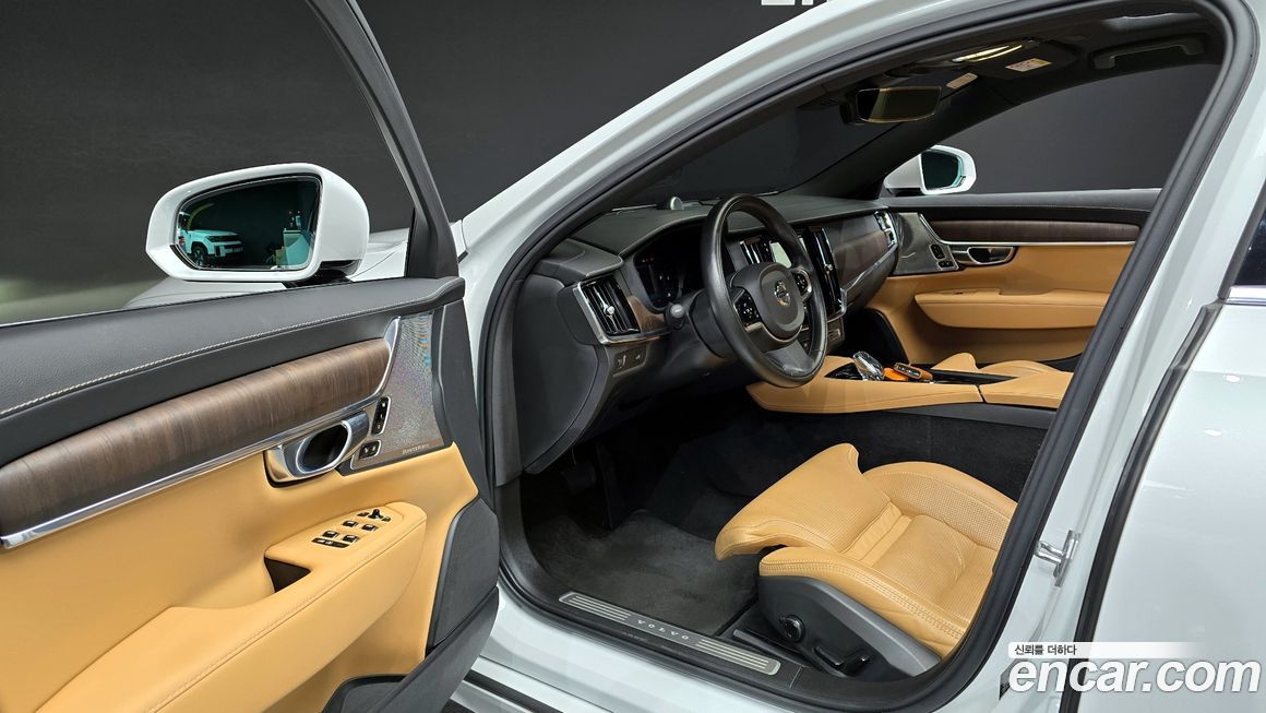 Volvo S90 2022