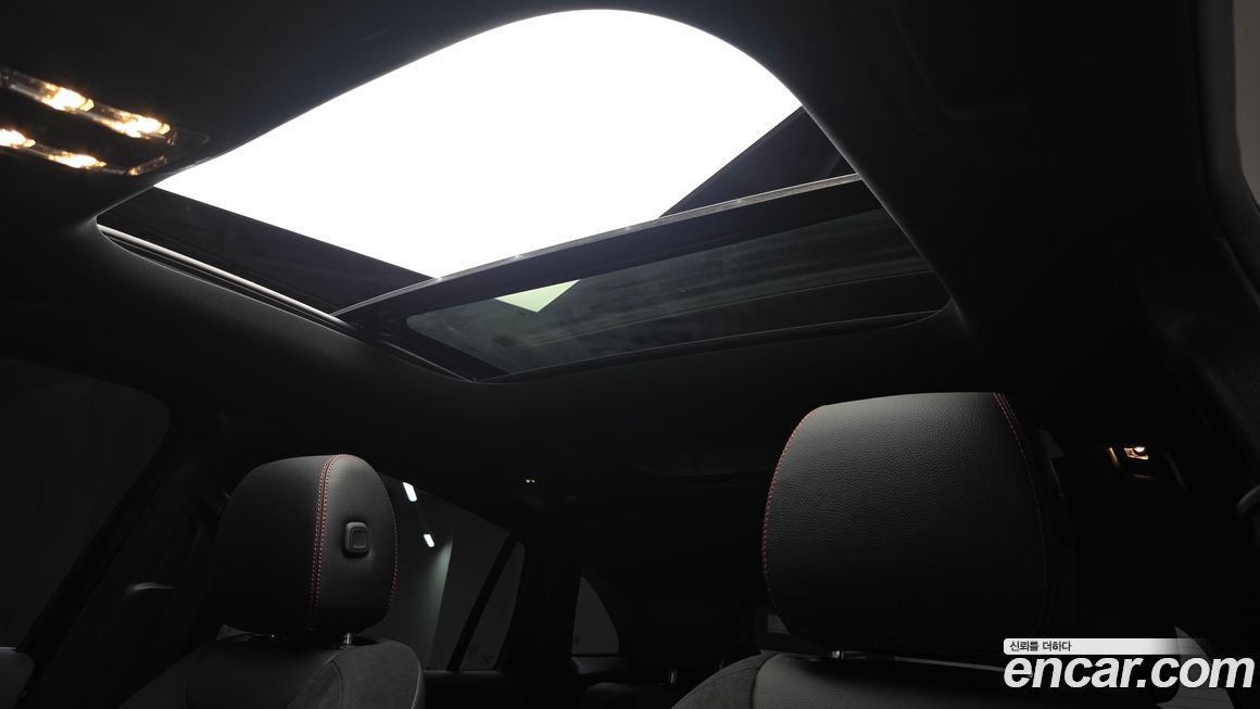 Mercedes-Benz GLA-Class 2023