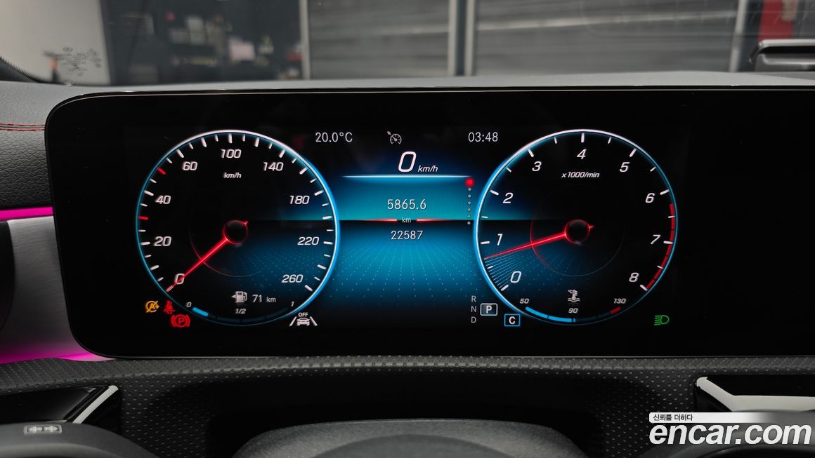 Mercedes-Benz CLA-Class 2021