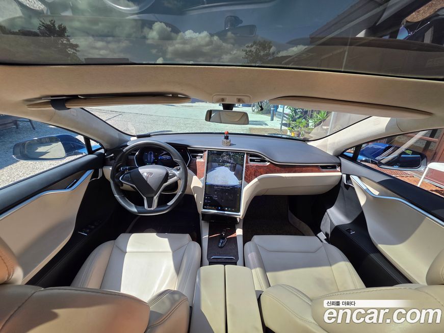 Tesla Model S 2017