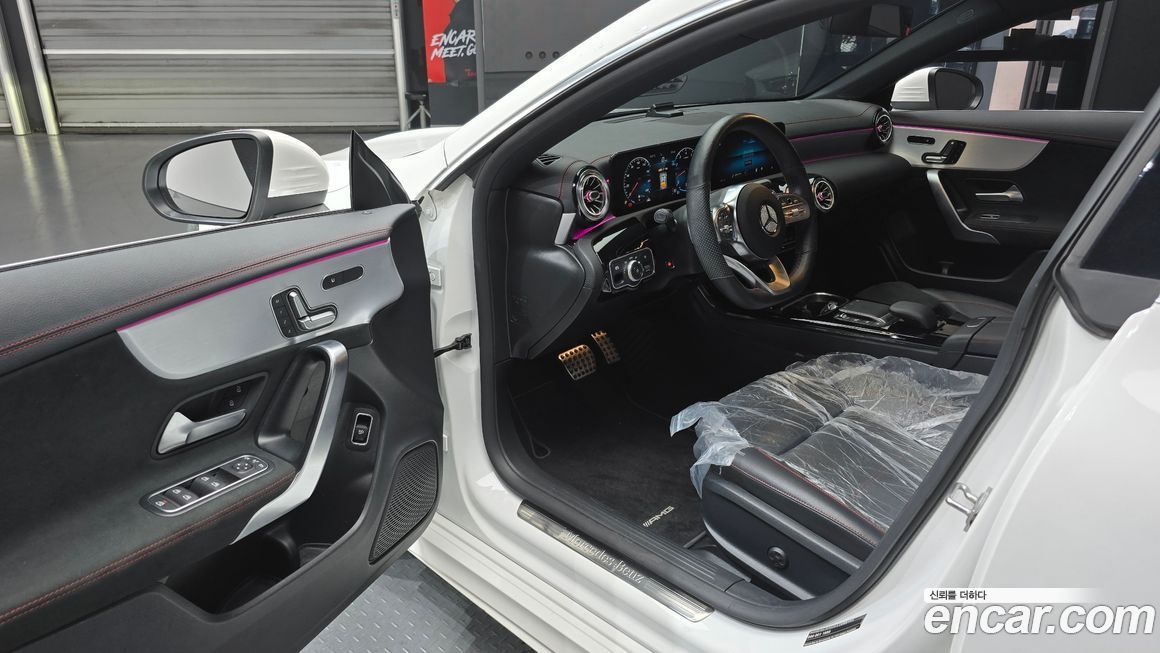 Mercedes-Benz CLA-Class 2021
