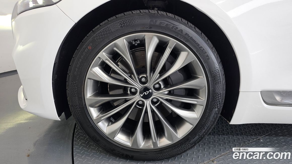 Kia K9 2022