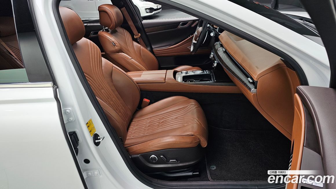 Genesis G80 2021