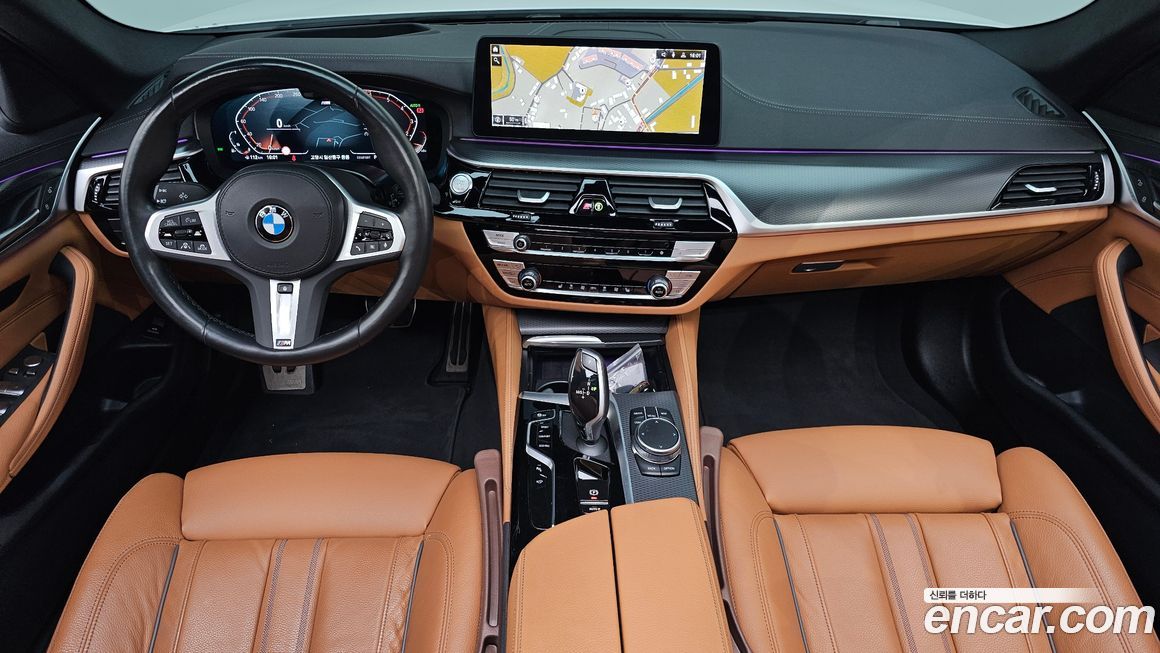 BMW 5-Series 2023