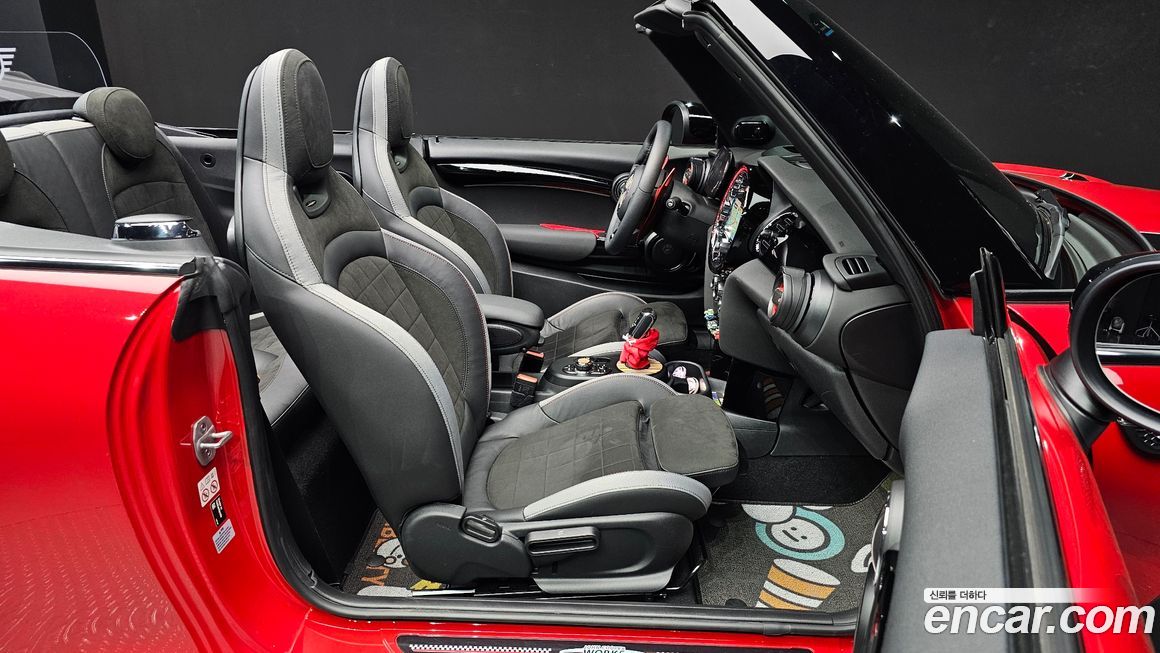 Mini Cooper Convertible 2024