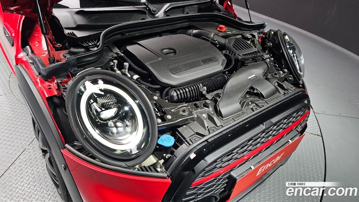 Mini Cooper Convertible 2024