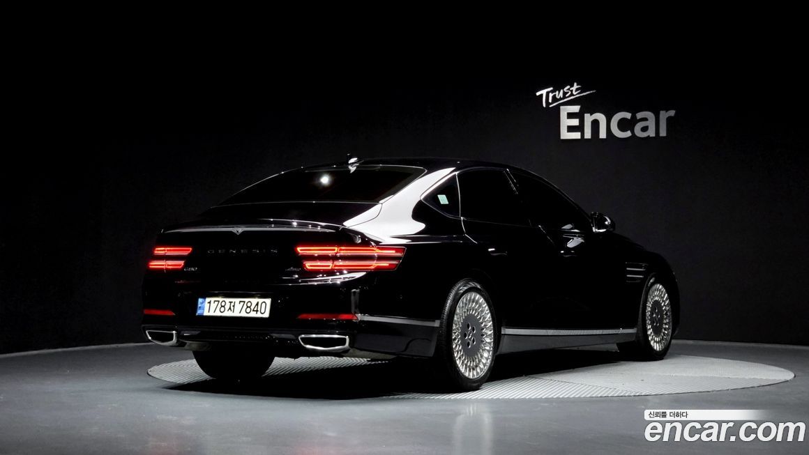 Genesis G80 2022