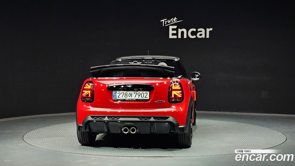 Mini Cooper Convertible 2024