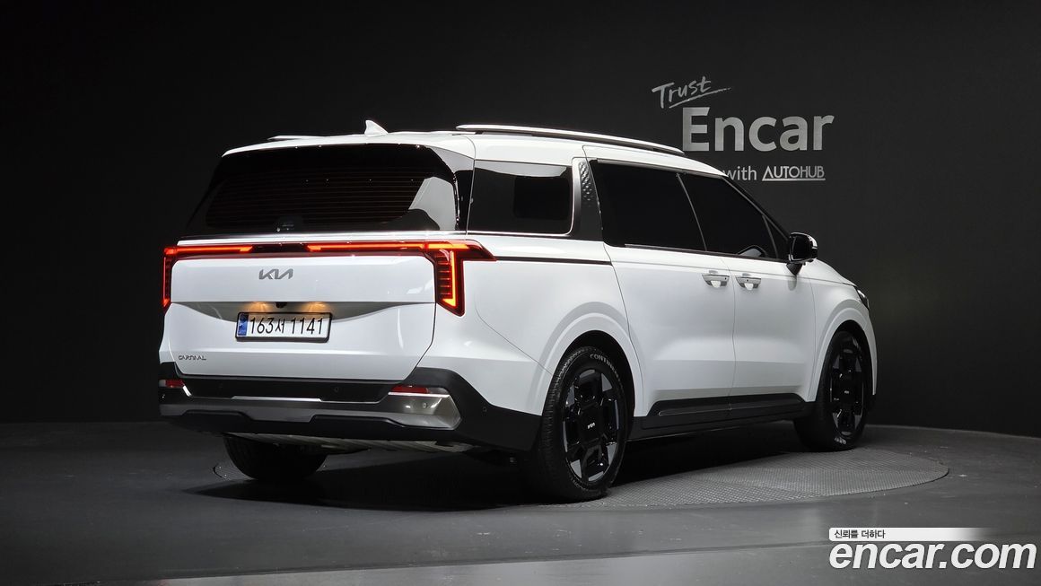 Kia Canival 2024
