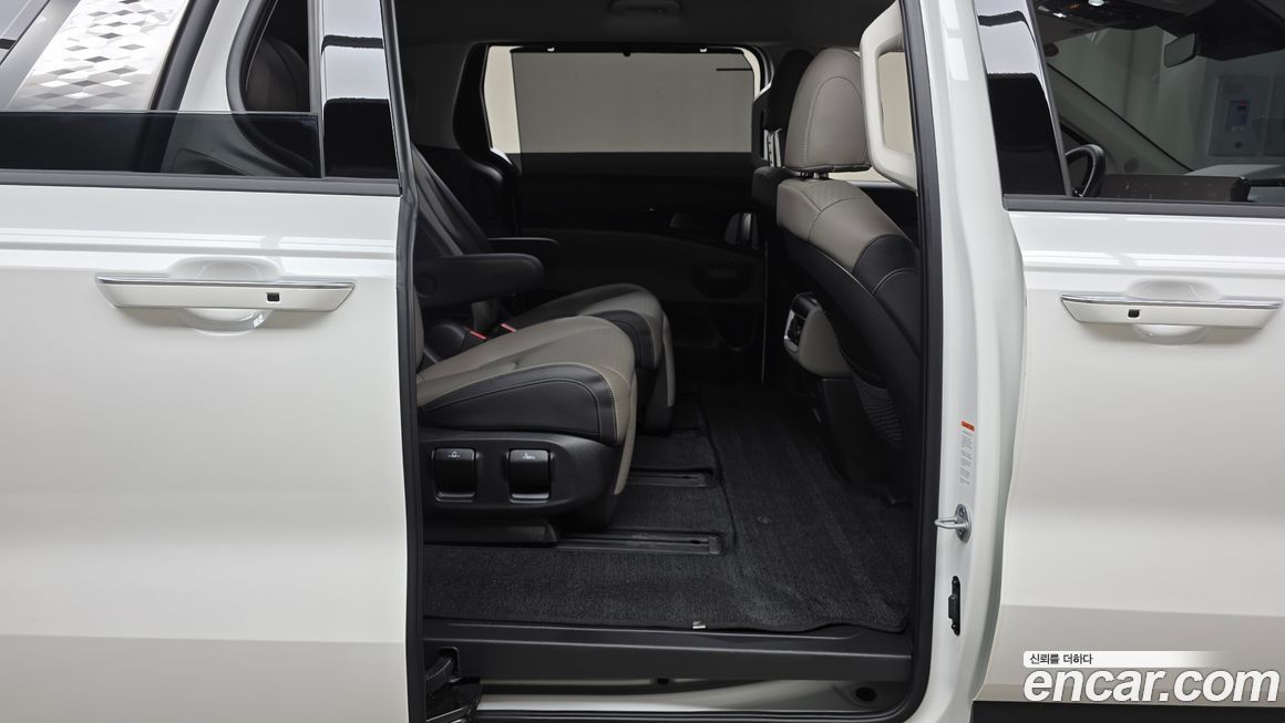 Kia Canival 2024