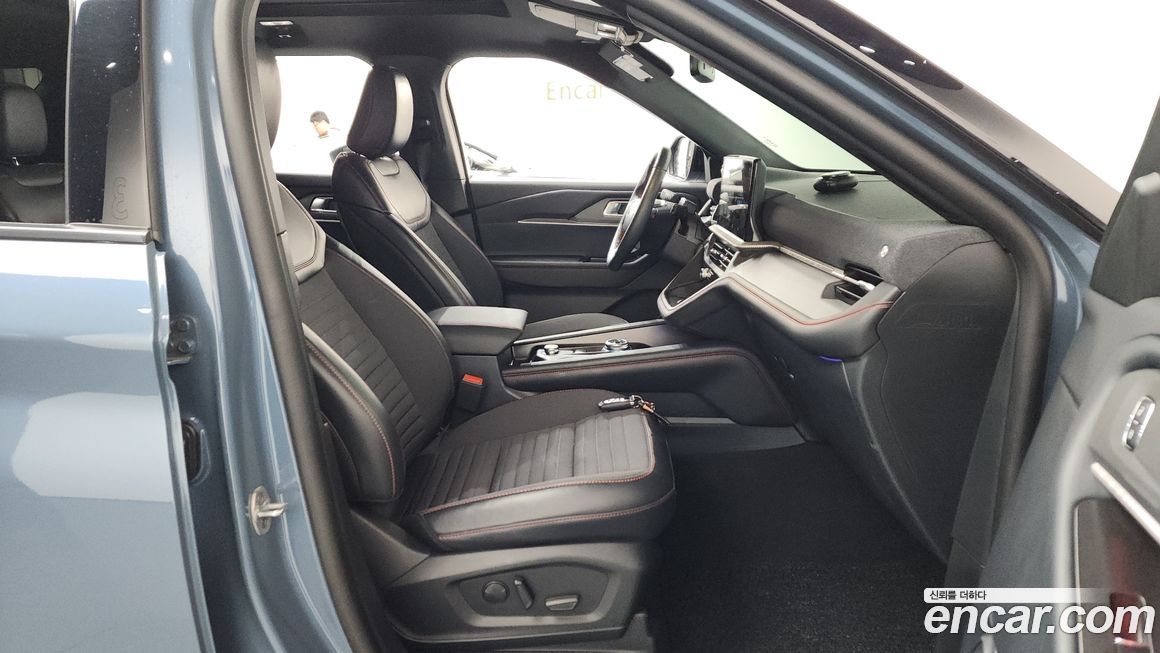 Ford Explorer 2025