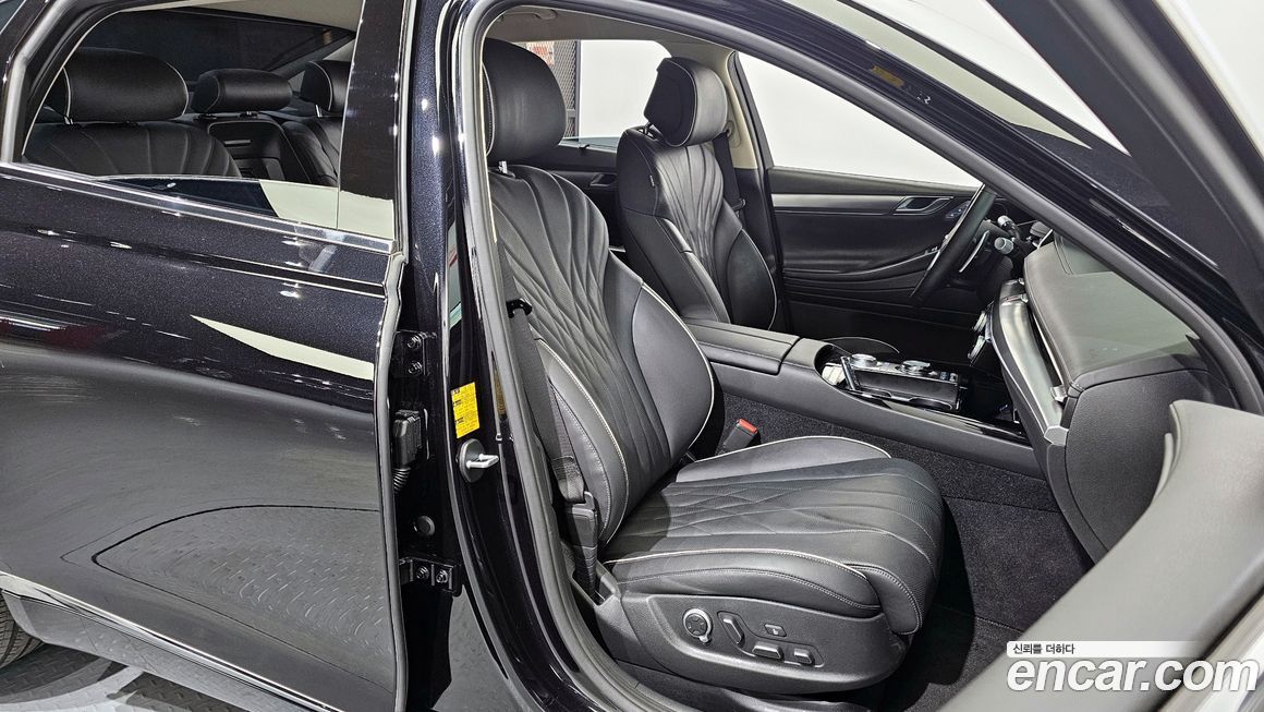 Genesis G80 2023