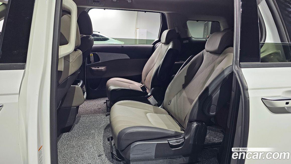 Kia Canival 2025