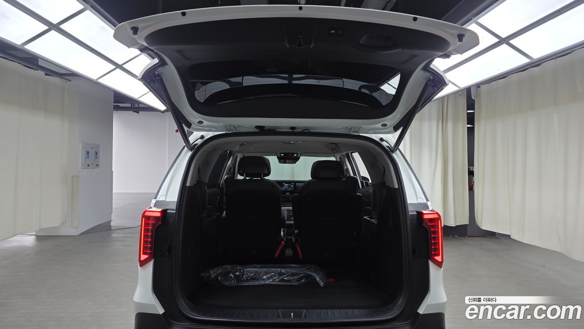 Kia Canival 2024