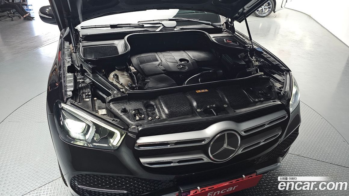 Mercedes-Benz GLE-Class 2021