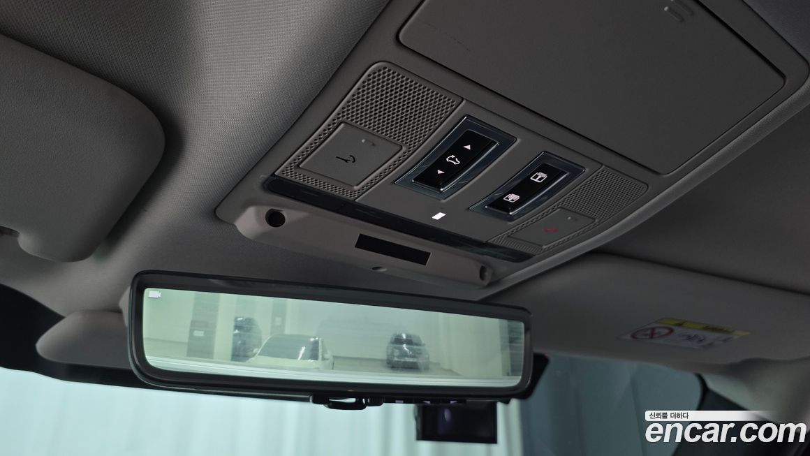 Land Rover Defender 2020