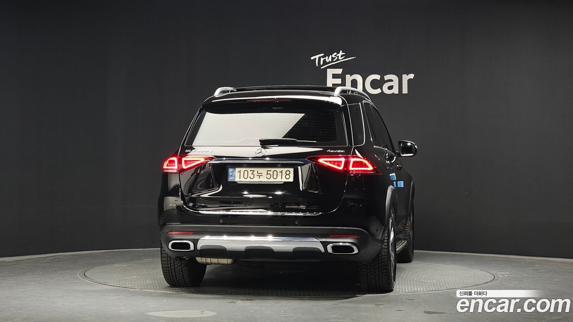 Mercedes-Benz GLE-Class 2021